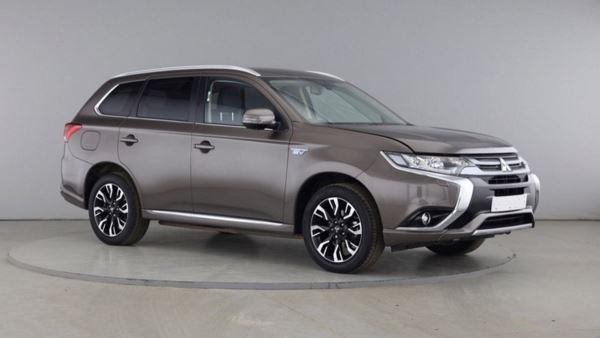 Mitsubishi Outlander 2.0 PHEV 4h 5dr Auto 4x4/Crossover 4x4