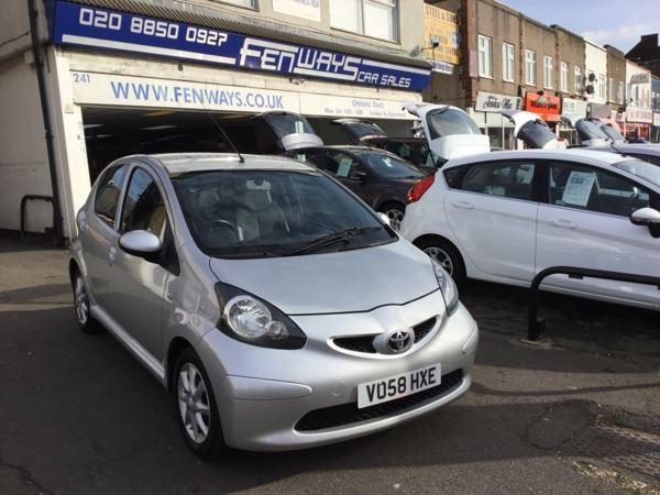 Toyota AYGO 1.0 VVT-i Platinum Hatchback 5dr Petrol Manual