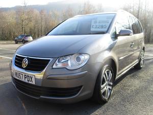 Volkswagen Touran  in Porth | Friday-Ad