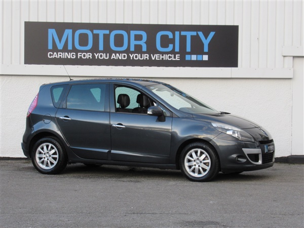 Renault Scenic PRIVILEGE TOMTOM DCI