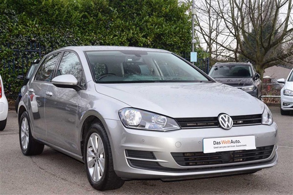 Volkswagen Golf Diesel 1.6 TDI 105 SE 5dr