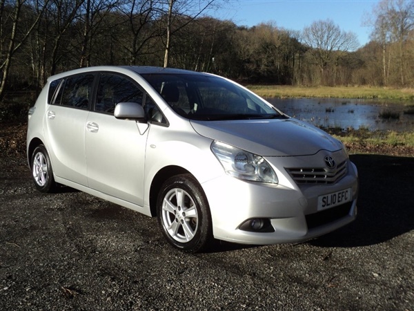 Toyota Verso 1.6 V-Matic TR 5dr (7 Seats)