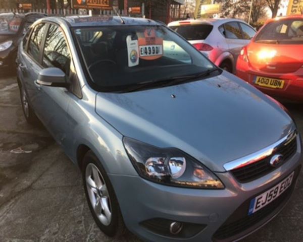 Ford Focus 1.6 ZETEC 5d AUTO 100 BHP