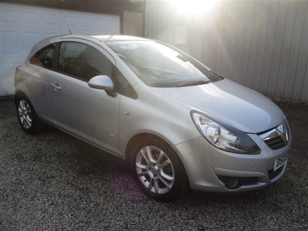 Vauxhall Corsa 1.4i 16V SXi 3dr [AC] LOW MILES - IMMACULATE