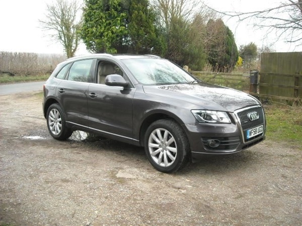 Audi Q5 TDi Quattro SE Dpf