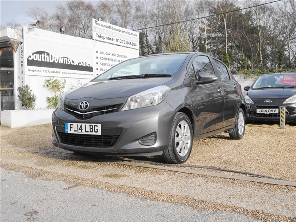 Toyota Yaris 1.3 VVT-I Icon 5dr Only  miles! FSH!