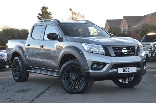 Nissan Navara 2.3 dCi Tekna Double Cab Pickup 4WD 4dr (EU6)