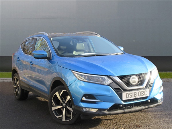 Nissan Qashqai 1.6 dCi Tekna [Glass Roof Pack] 5dr