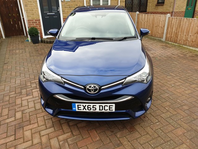 Toyota avensis 1.6 D Business Edition