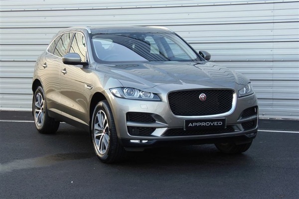 Jaguar F-Pace 2.0 i4 Petrol (300PS) Portfolio AWD Auto