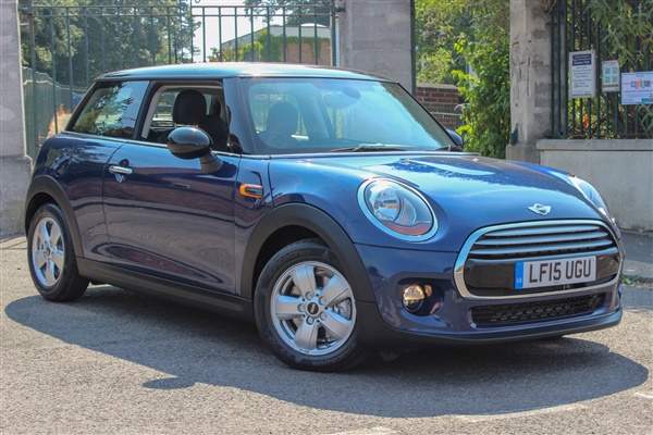 Mini Hatch 1.5 Cooper 3dr Auto