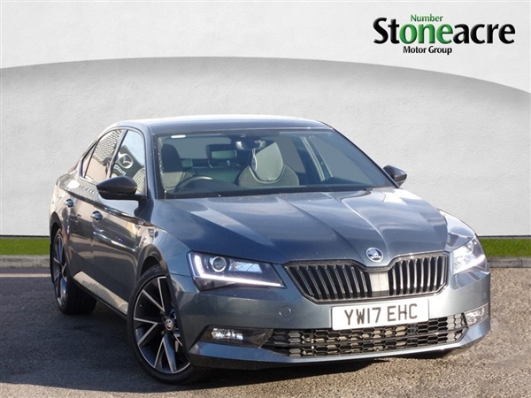 Skoda Superb 2.0 TDI SCR SportLine Hatchback 5dr Diesel DSG