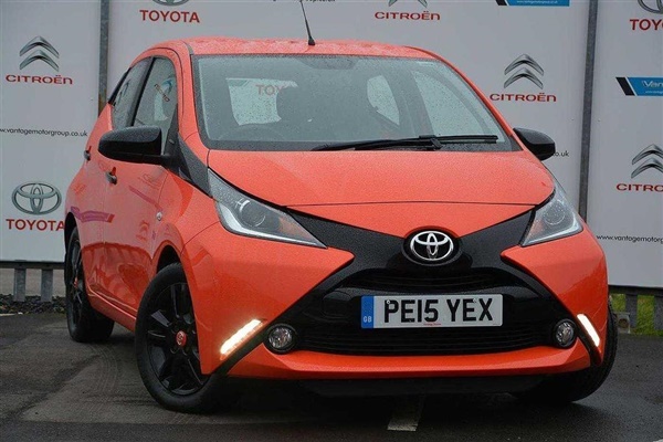 Toyota Aygo 1.0 VVT-i x-cite 2 5-Dr