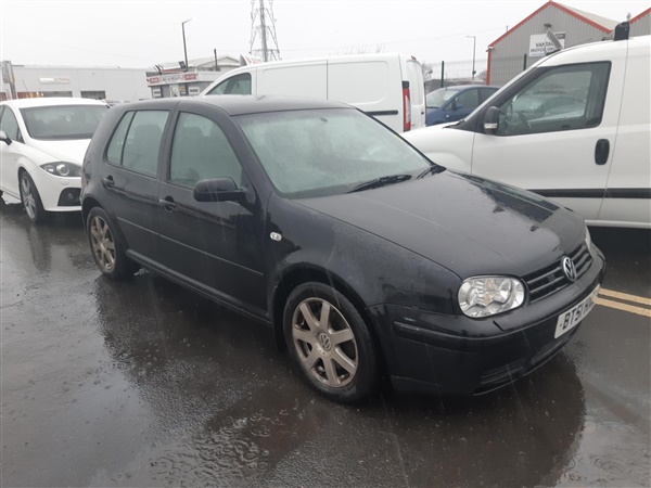 Volkswagen Golf 2.8 V6 4MOTION 5dr