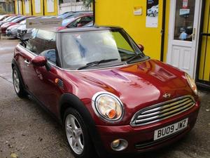 Mini Hatch Cooper  in London | Friday-Ad