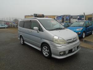 Nissan Serena  in Eastbourne | Friday-Ad