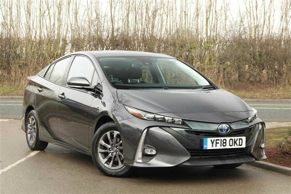 Toyota Prius 1.8 Business Edition Plus Hatchback 5dr Petrol