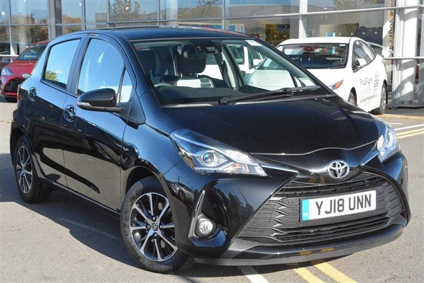 Toyota Yaris 1.5 VVT-i Icon Tech 5-Dr Auto