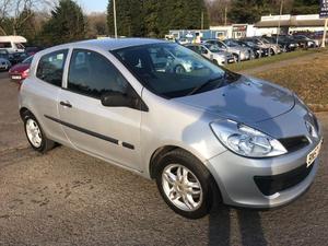Renault Clio  in Liss | Friday-Ad