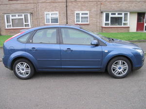  AUTOMATIC Ford Focus 1.6 Ghia 5dr__SERVICE HISTORY*