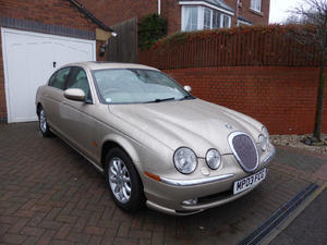 Jaguar S-type Fantastic Powerful, Quiet and Smooth