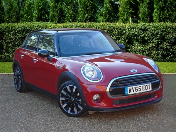 Mini Hatch 1.5D cooper 5DR AUTOMATIC with Heated Front Seats