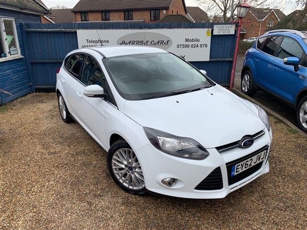 Ford Focus 1.6 TDCi Zetec Hatchback 5dr Diesel Manual (109