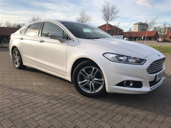 Ford Mondeo 2.0 TDCi Titanium (s/s) 5dr