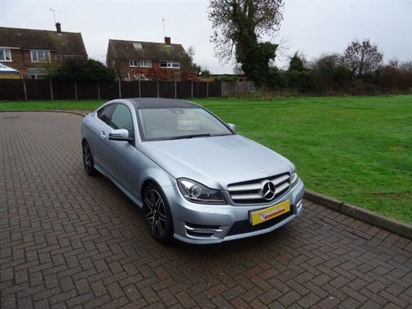 Mercedes-Benz C Class 2.1 C220 CDI BLUEEFFICIENCY AMG SPORT