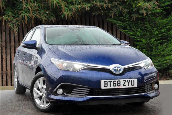 Toyota Auris 1.8 Hybrid Icon Tech TSS 5dr CVT Auto