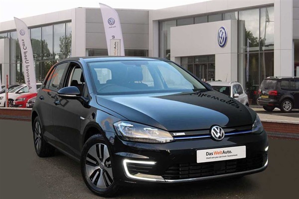 Volkswagen Golf Hatchback 99kW e-35kWh 5dr Auto Automatic