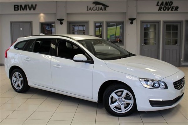 Volvo V D4 BUSINESS EDITION 5d 178 BHP