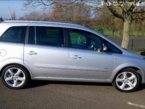 Vauxhall Zafira 1.9cdti sri  SPEED AUTOMATIC in