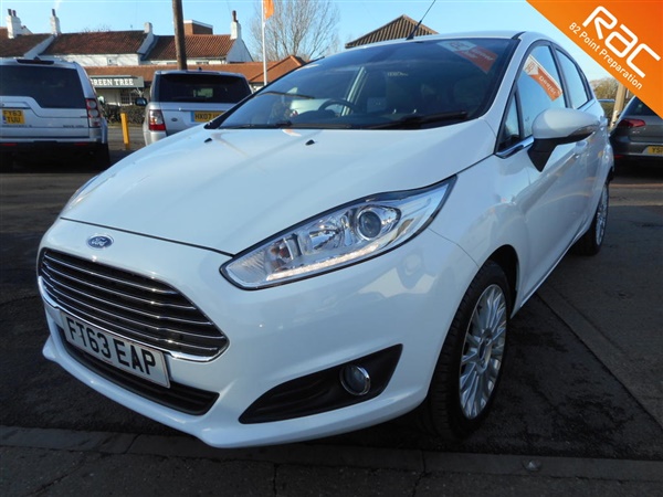 Ford Fiesta TITANIUM - FULL SERVICE HISTORY - IMMACULATE