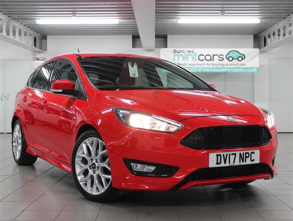 Ford Focus 1.0 T EcoBoost ST-Line (s/s) 5dr