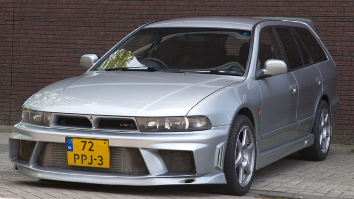 Mitsubishi - Legnum - 