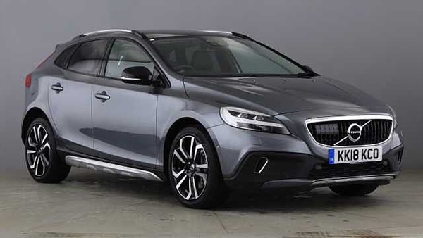 Volvo V40 D3 Cross Country Pro Manual (Xenium Pack and