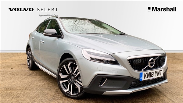 Volvo V40 T] AWD Cross Country Pro 5dr Geartronic Auto