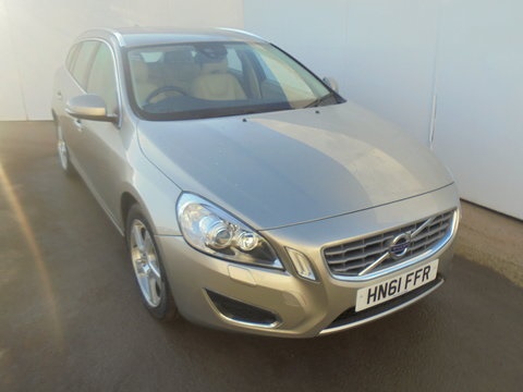 Volvo V60 D] SE Lux 5dr Geartronic [Start Stop] Auto