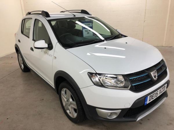 Dacia Sandero Stepway 1.5 dCi Laureate Hatchback 5dr Diesel