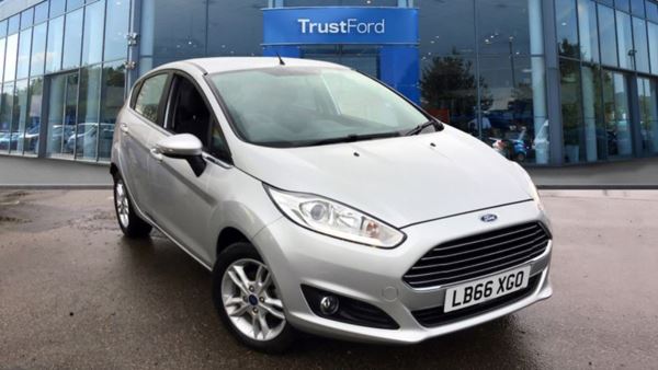 Ford Fiesta 1.0 EcoBoost Zetec 5dr with Navigation and City