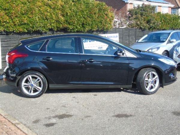 Ford Focus Titanium X ps 5dr