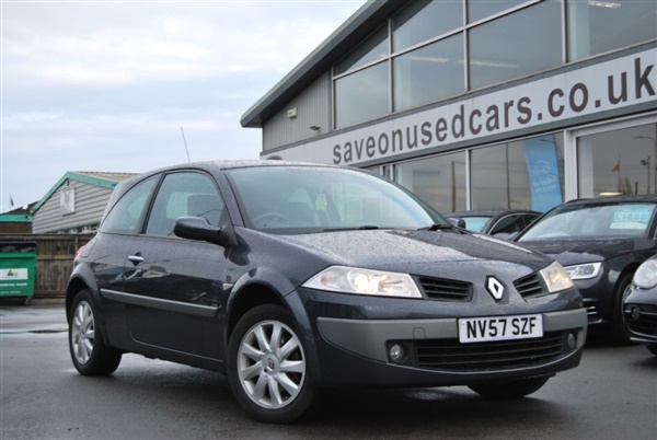 Renault Megane 1.6 VVT Dynamique 3dr