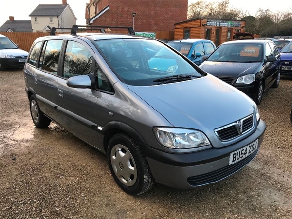 Vauxhall Zafira 1.8i 16v Design MPV 5d cc auto