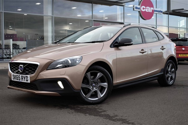 Volvo V40 Volvo V40 Cross Country D2 Lux 5dr Powershift Auto