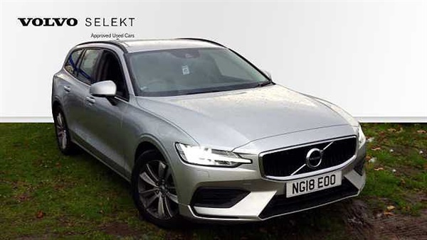 Volvo V60 D4 2.0 Momentum Automatic (Winter Pack)