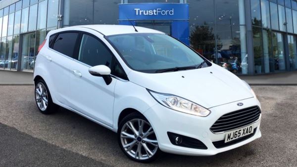 Ford Fiesta 1.0 EcoBoost Titanium 5dr- With Rear Parking