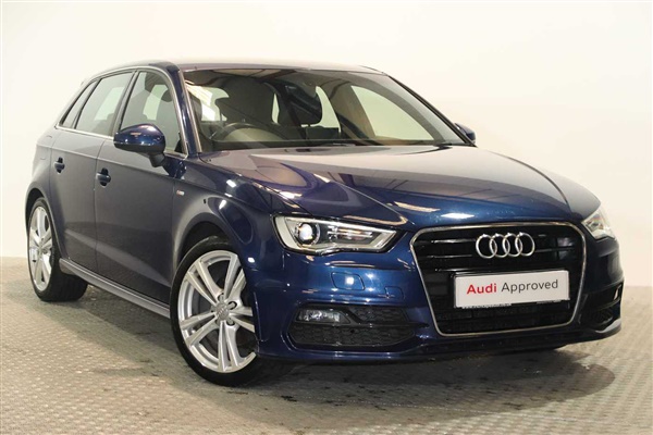 Audi A3 Sportback S line Navigation 1.4 TFSI cylinder on