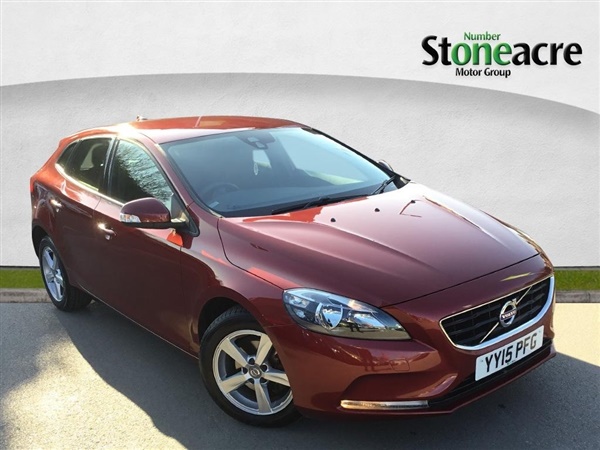 Volvo V D2 ES Hatchback 5dr Diesel Manual (88 g/km,