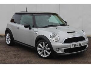 Mini Hatch  in Exeter | Friday-Ad